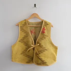 Amelia Vest Warm Yellow with Red Flowers XXL030