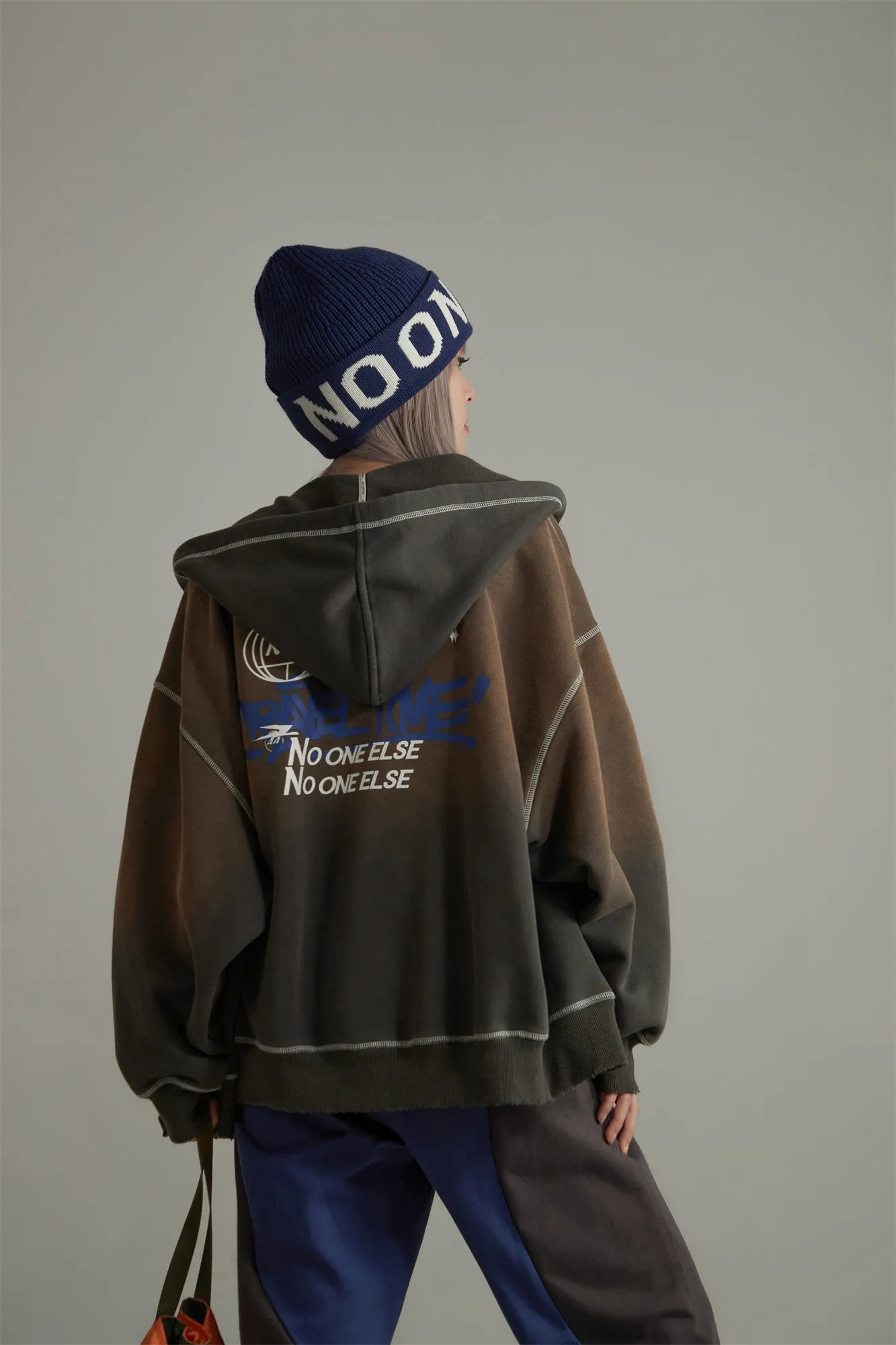 Gradient Pocket Loose Hoodie