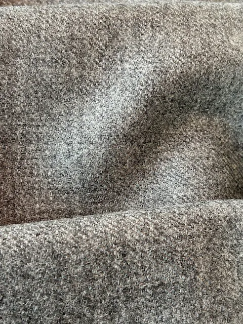 Loro Piana Mottled Rhinoceros Grey Shetland Wool (Made in Italy)