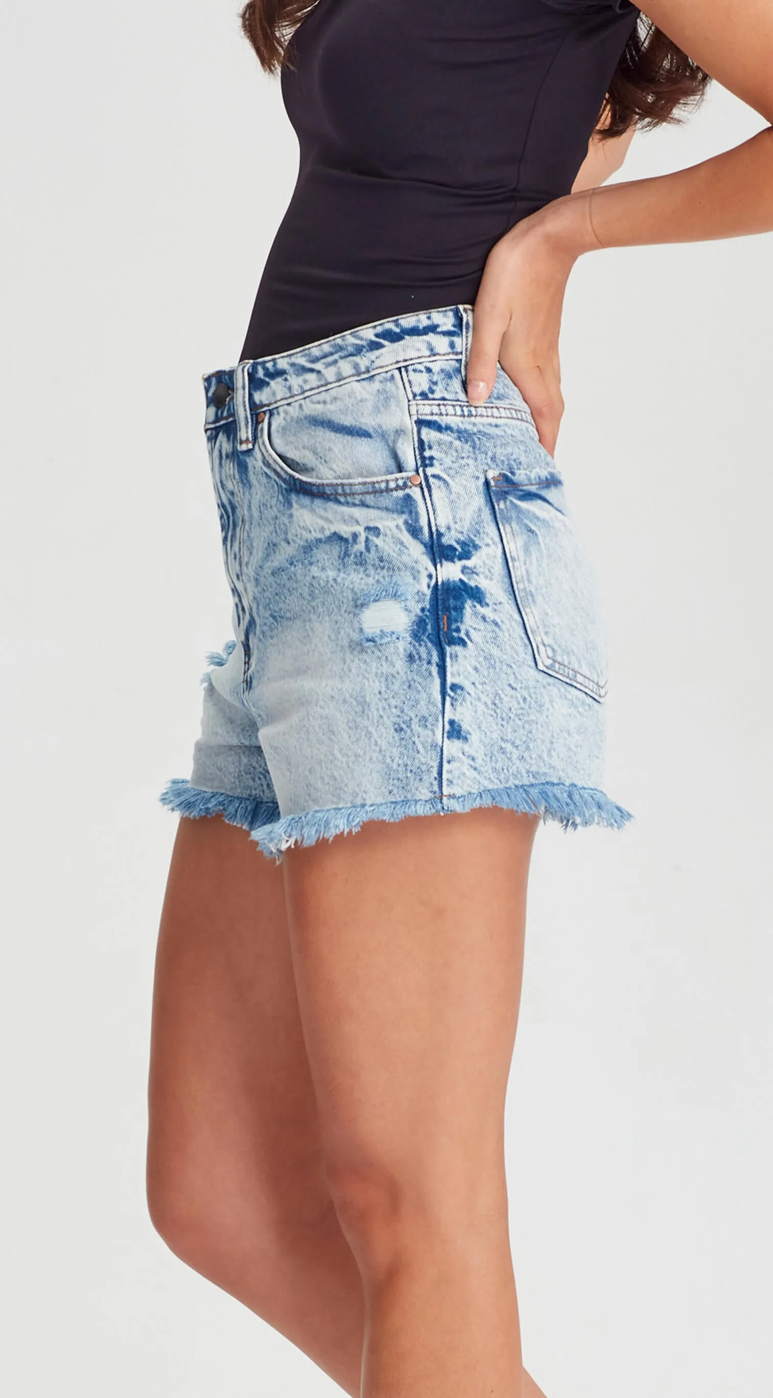 MONICA | Shorts Blue